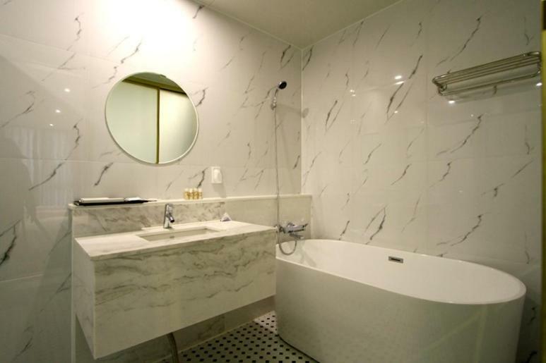 Perfect Hotel Gimhae ภายนอก รูปภาพ