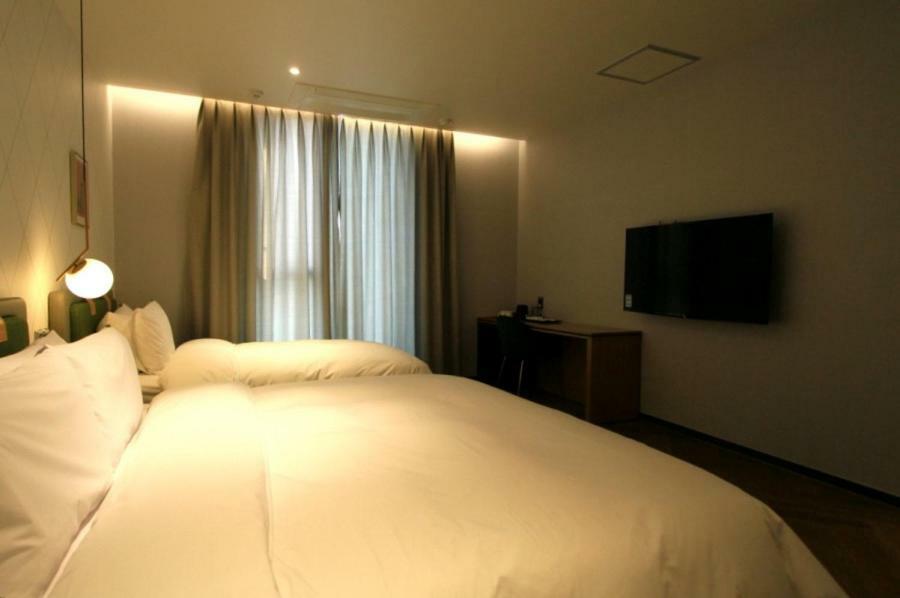 Perfect Hotel Gimhae ภายนอก รูปภาพ